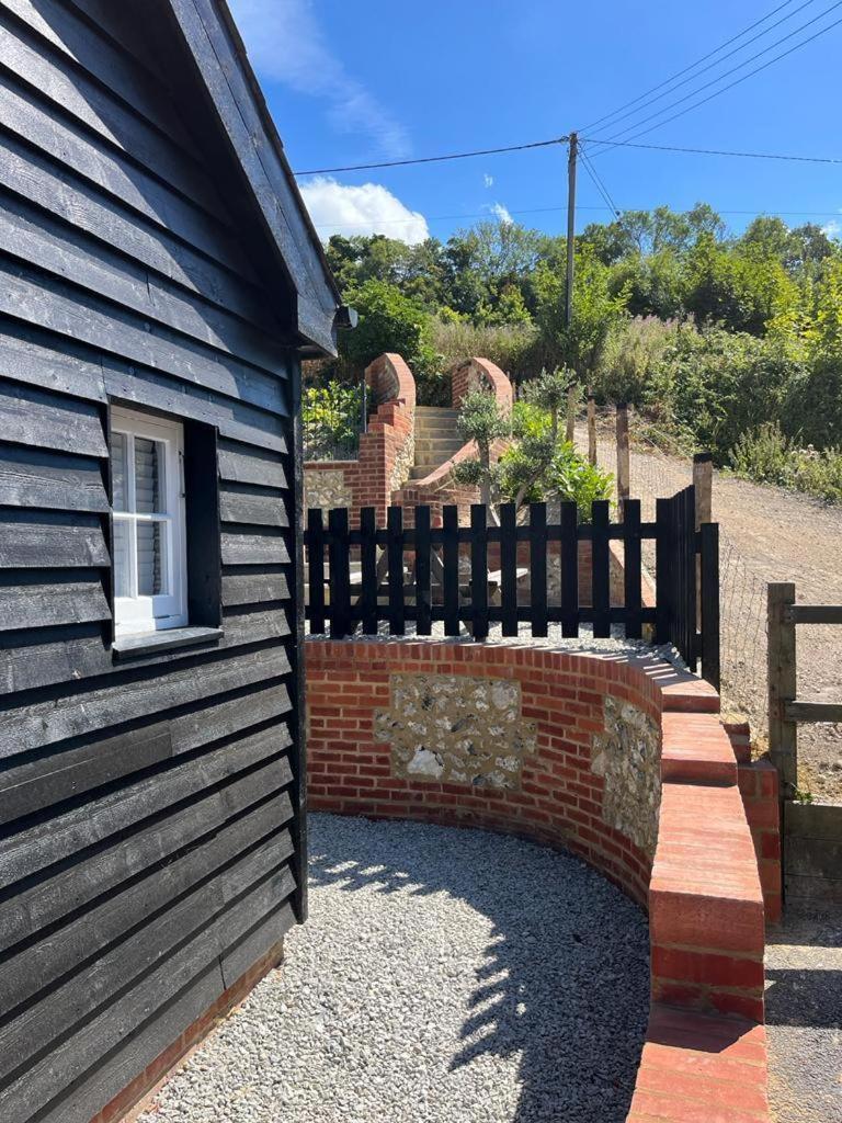 The Lydden Bell B&B 외부 사진